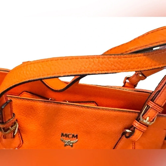 MCM 🍊 Pebbled Leather Tote - Picture 13 of 14